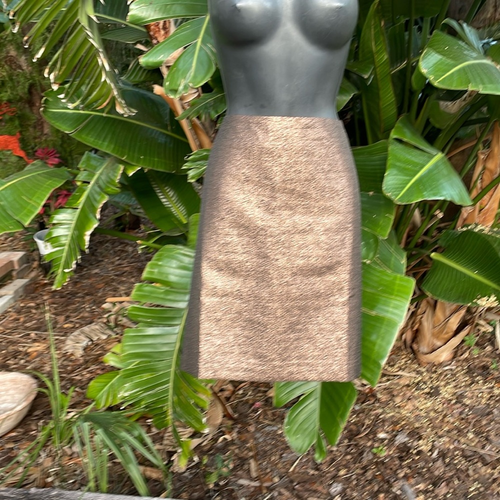 Loft, metallic, gold, pencil skirt